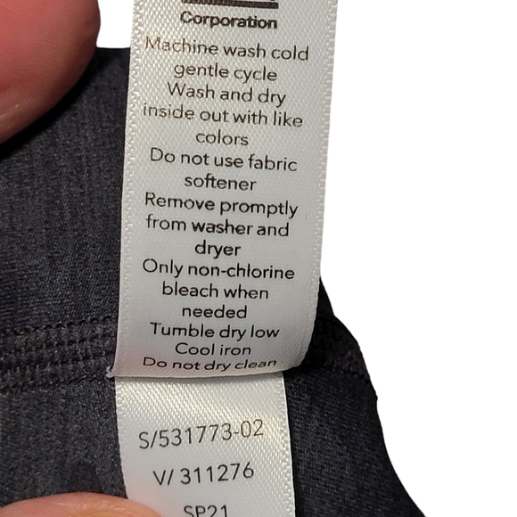 Athleta Women's Ultimate Camo 7/8 Tight Capri Size 2XL black heather gray Camo. - Picture 9 of 11